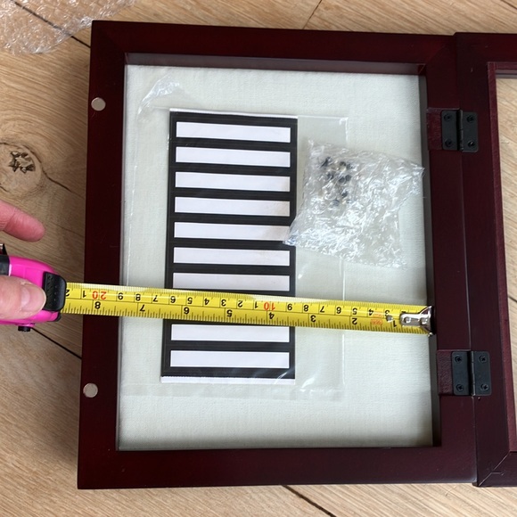 Shadow box display frame - Picture 11 of 15